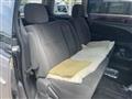 2004 Toyota Estima
