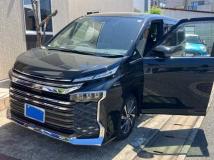 2022 Toyota Voxy