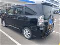 2010 Toyota Voxy