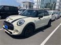2019 BMW MINI