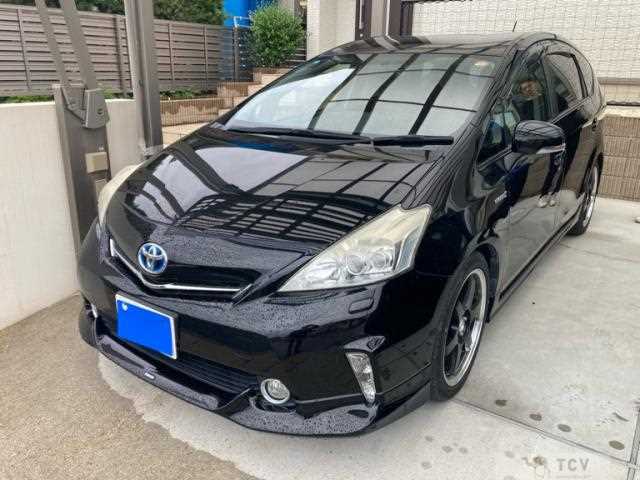 2013 Toyota PRIUS α