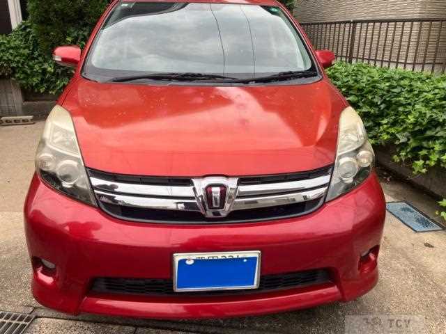 2011 Toyota Isis