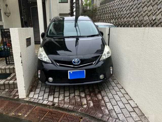 2012 Toyota PRIUS α