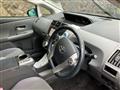 2012 Toyota PRIUS α