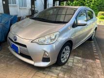 2012 Toyota AQUA