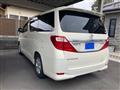 2013 Toyota Alphard G