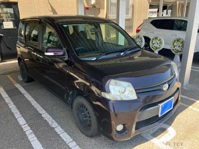 2013 Toyota Sienta