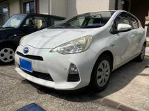 2013 Toyota AQUA
