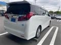 2019 Toyota Alphard Hybrid