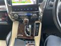 2019 Toyota Alphard Hybrid