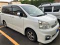 2013 Toyota Voxy