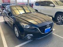 2013 Mazda Axela