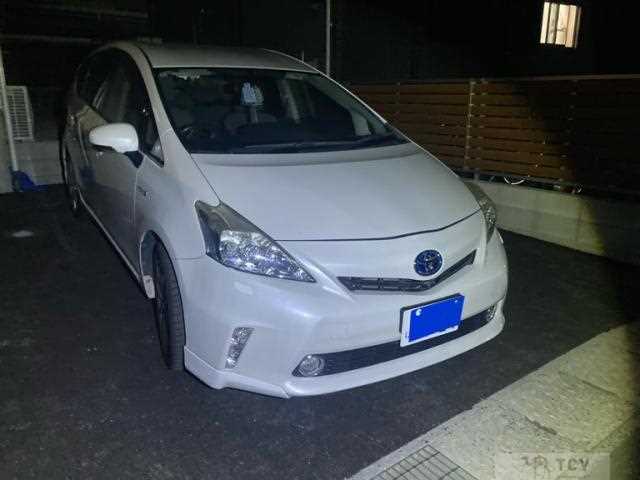 2014 Toyota PRIUS α