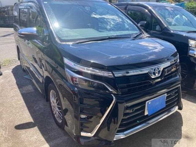 2021 Toyota Voxy
