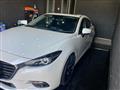 2017 Mazda Axela