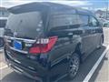 2013 Toyota Alphard G