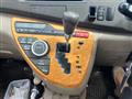 2005 Toyota Isis