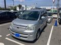 2006 Toyota Noah