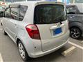 2005 Toyota Ractis