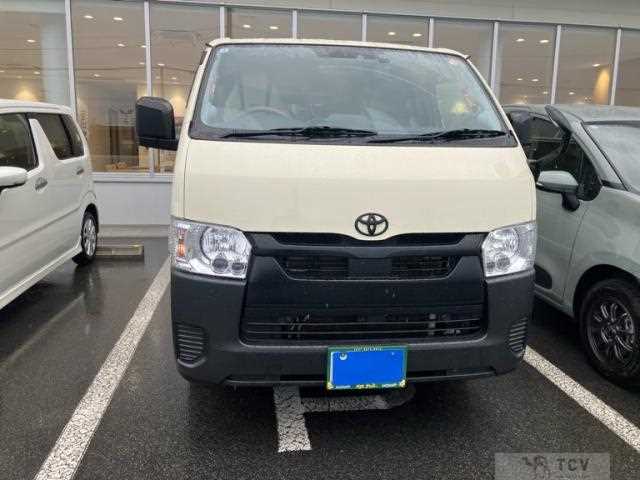 2022 Toyota Hiace Van