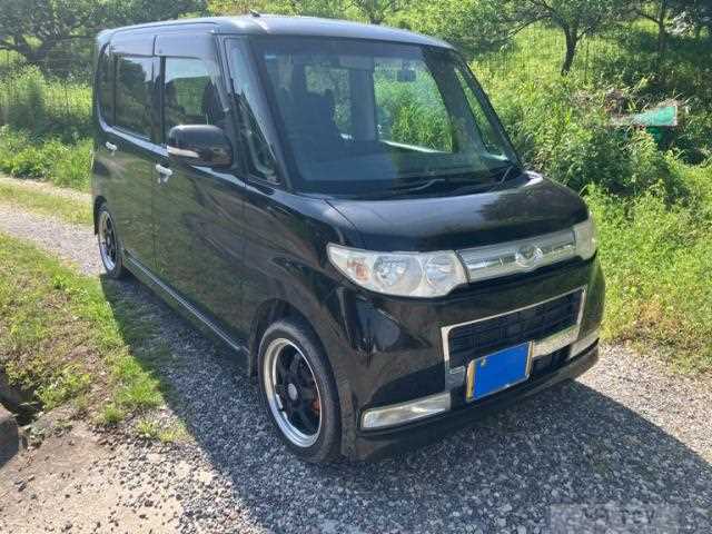 2010 Daihatsu Tanto