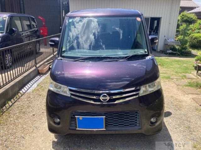 2012 Nissan ROOX