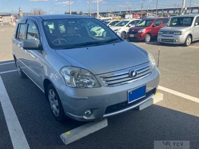 2009 Toyota Raum