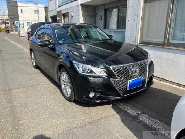 2013 Toyota Crown