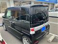 2011 Daihatsu Tanto