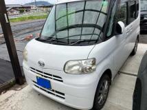 2010 Daihatsu Tanto