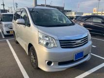 2011 Toyota Noah