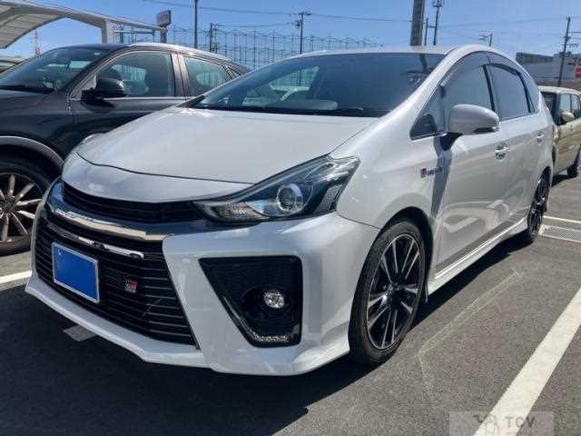 2018 Toyota PRIUS α