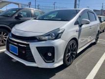 2018 Toyota PRIUS α