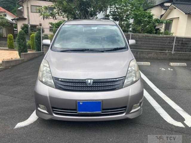 2007 Toyota Isis
