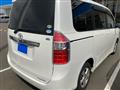 2007 Toyota Noah