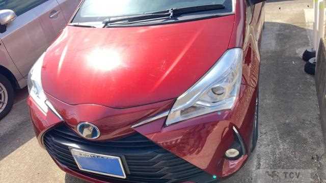2017 Toyota Vitz