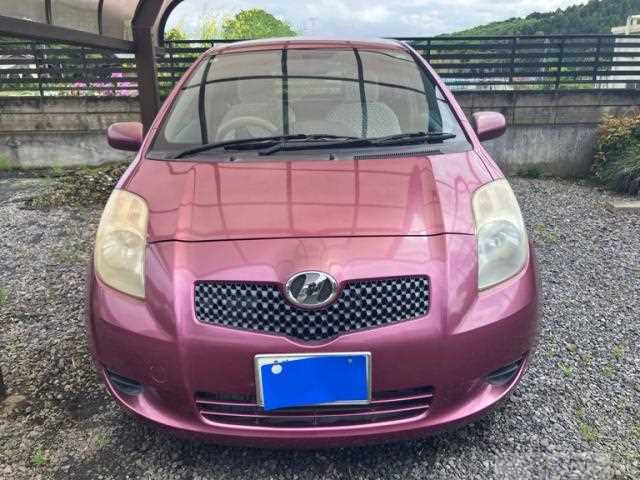 2005 Toyota Vitz