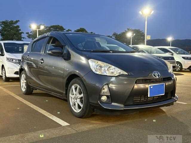 2012 Toyota AQUA