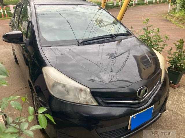 2011 Toyota Vitz