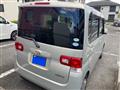 2009 Daihatsu Tanto