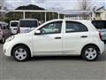 2017 Nissan March