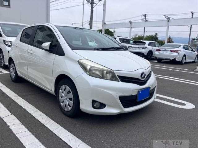 2013 Toyota Vitz