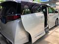 2023 Toyota Alphard Hybrid