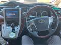 2011 Toyota Vellfire