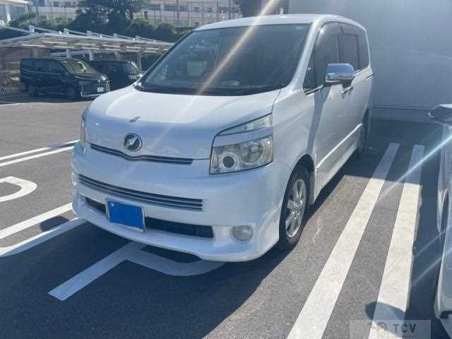 2009 Toyota Voxy