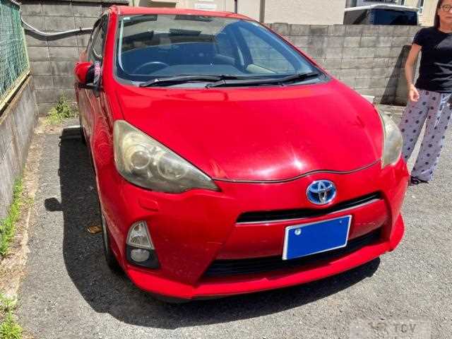 2012 Toyota AQUA