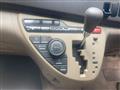 2005 Toyota Isis