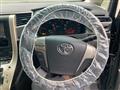 2013 Toyota Alphard G