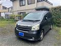 2010 Toyota Noah