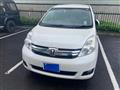 2013 Toyota Isis